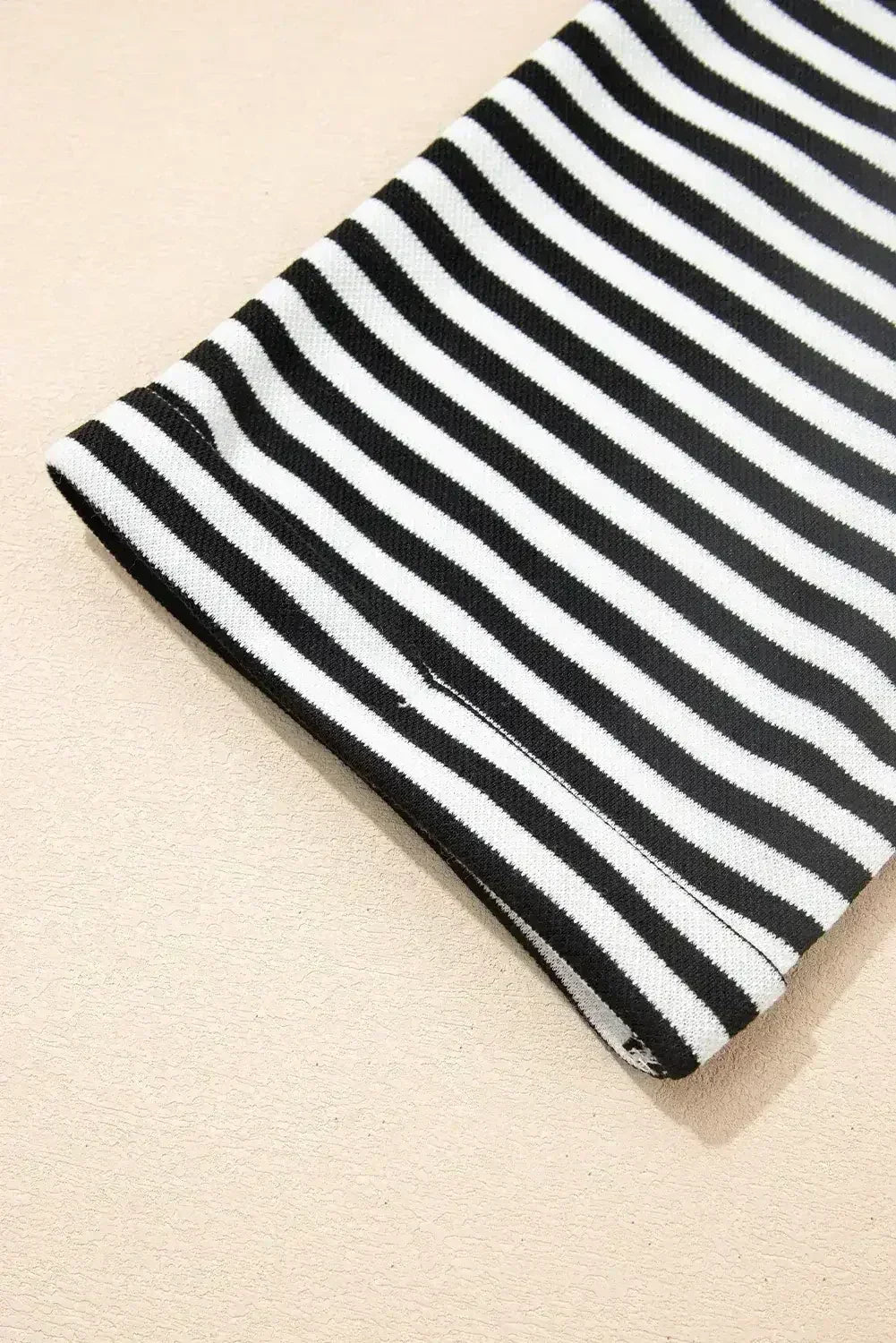 Black Stripe Bowknot Backless T-Shirt