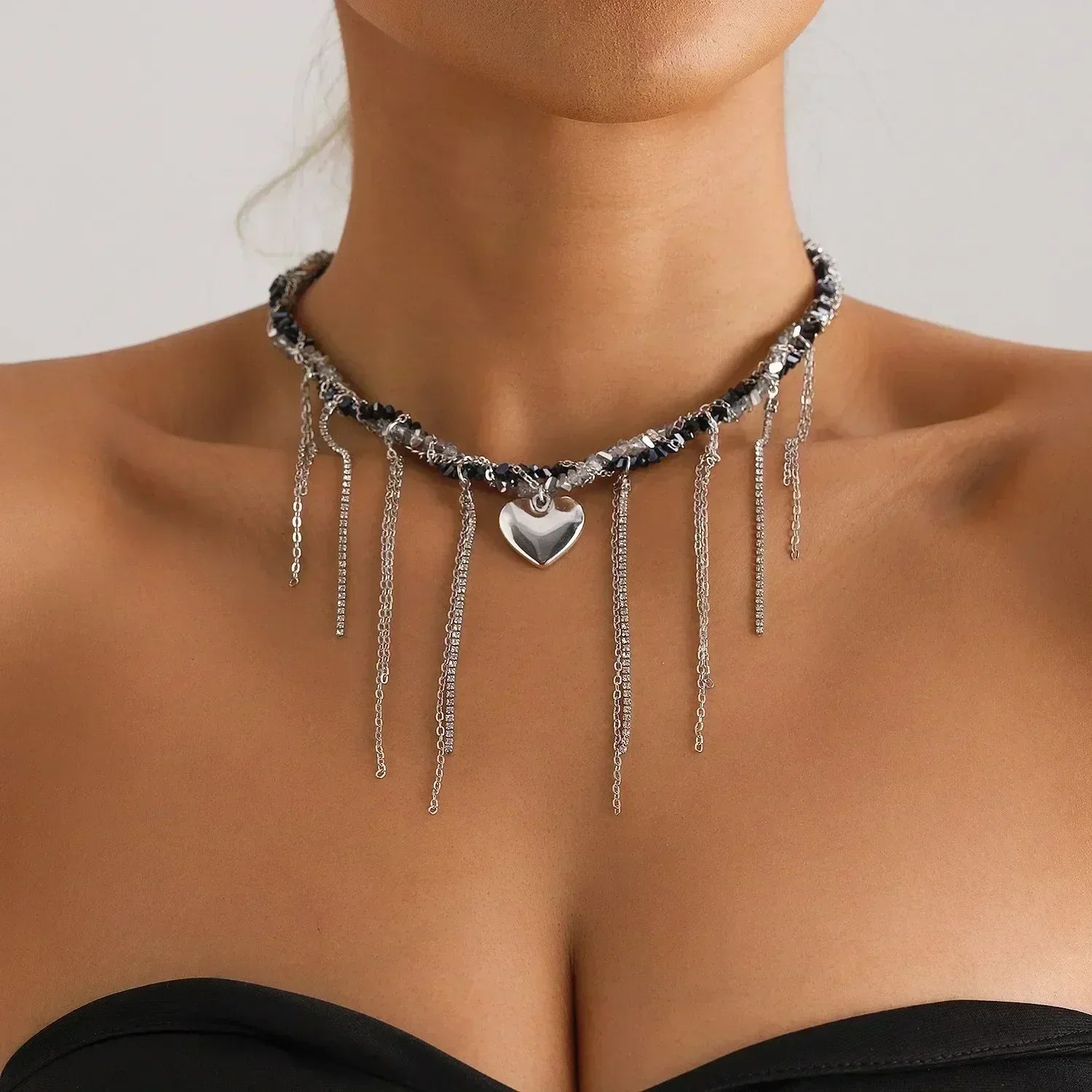 Fashion Heart Beaded Necklace for Women Boho Elegant Irregular Crystal Chain Y2K Choker Exquisite Party Gift Jewelry Accessories