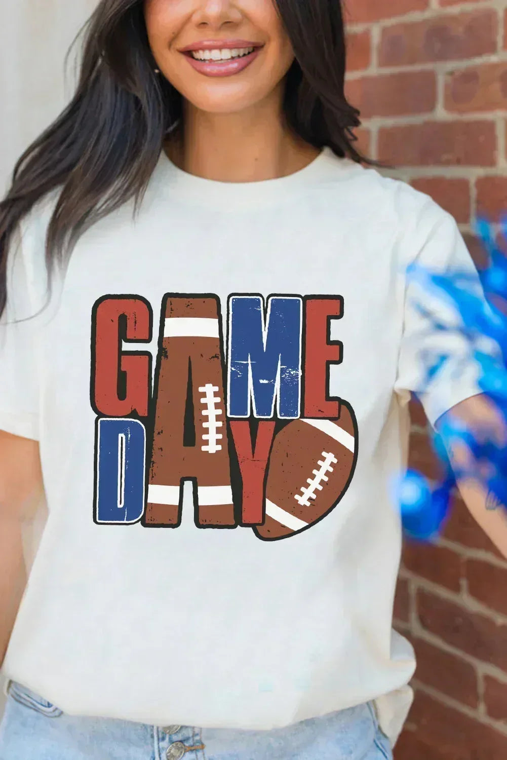 White Football Letter Graphic Crewneck T-Shirt – Sporty Casual Tee