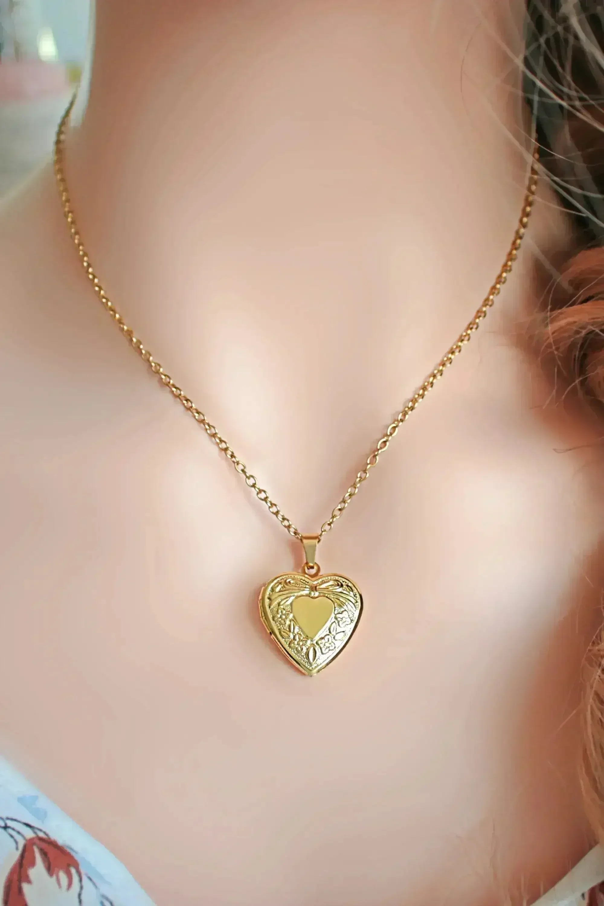 18 Karats Heart Locket Necklace - Cute & Meaningful Jewelry